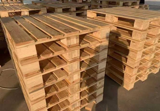 Usable & Reconditioned Pallets